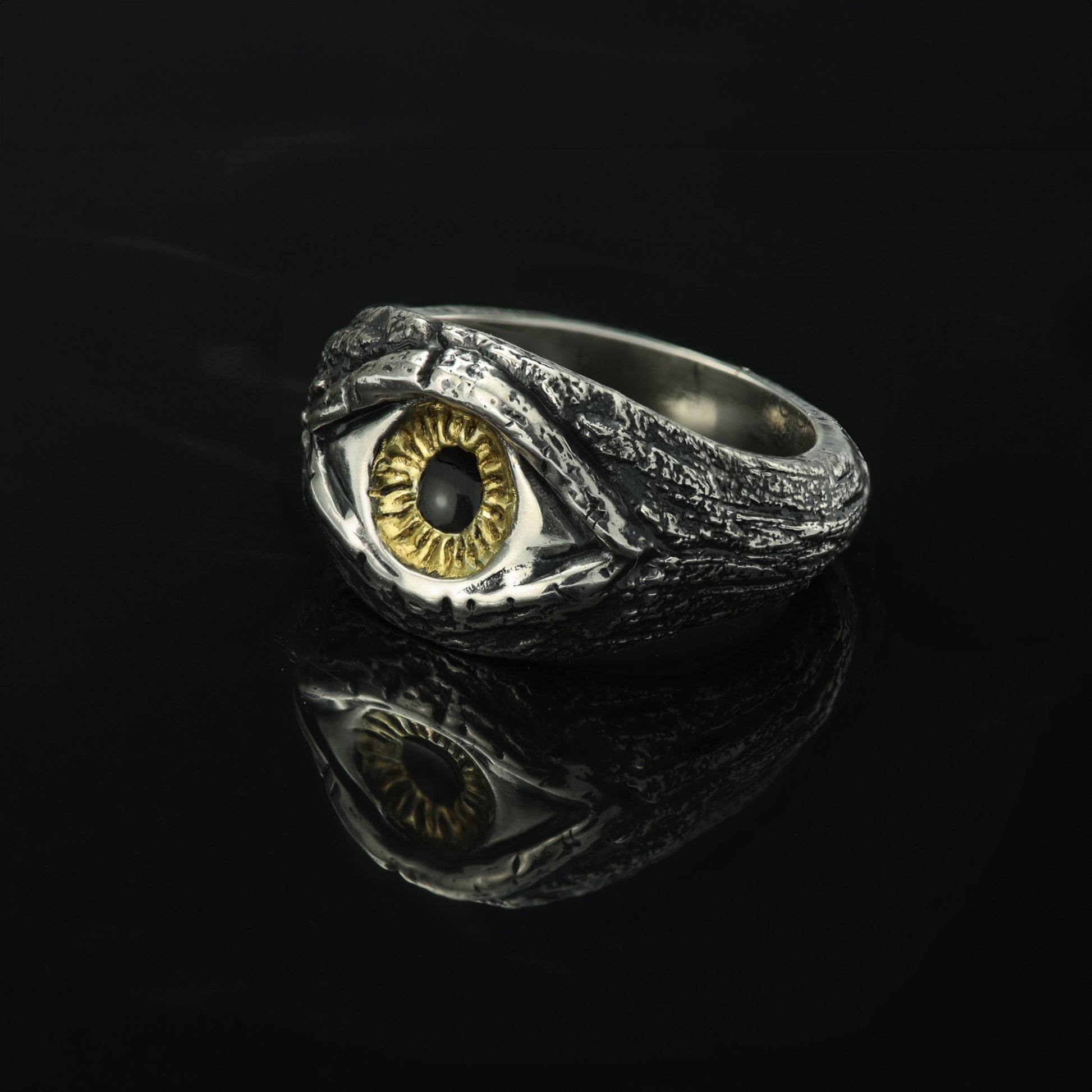 Evil Eye Ring, real gold detail.