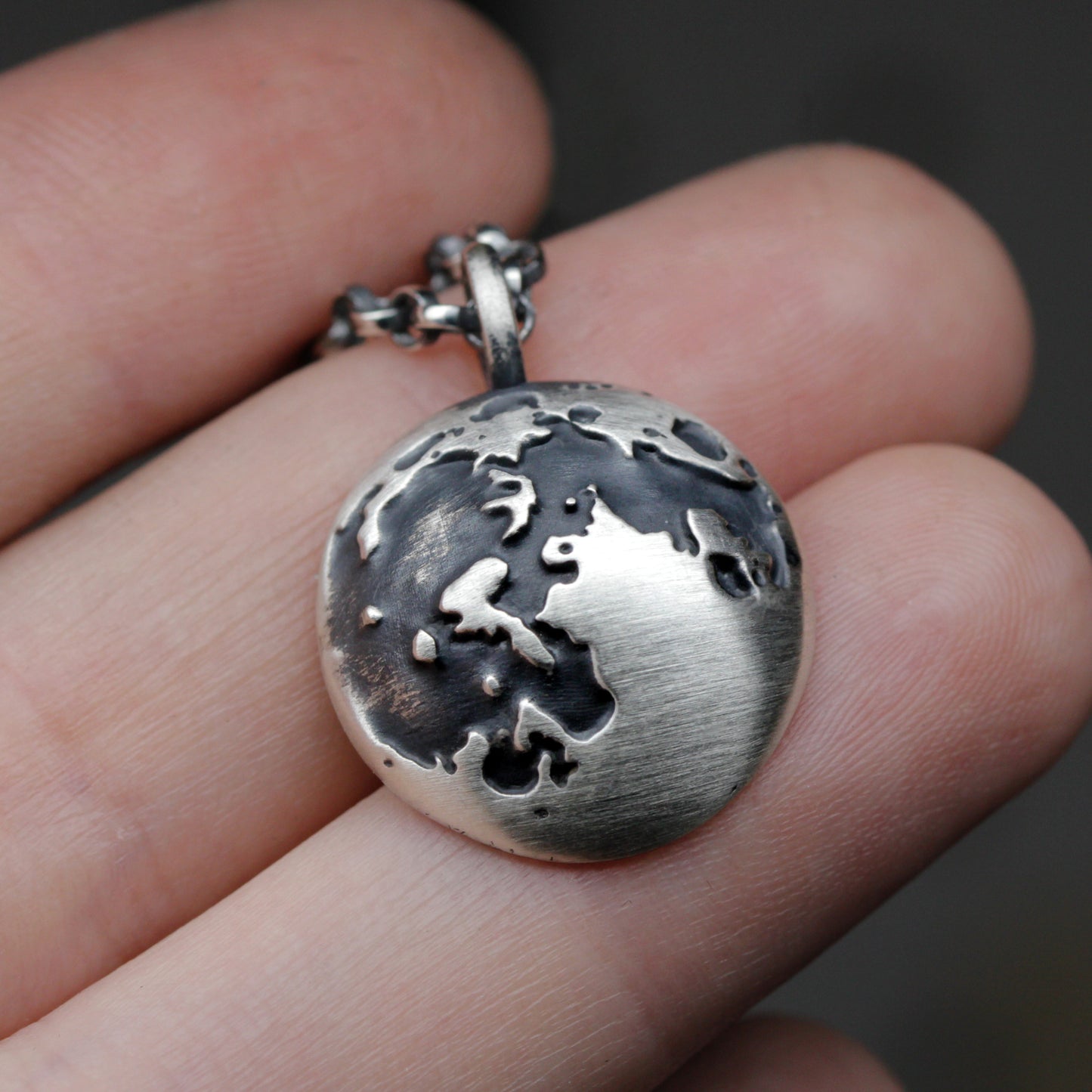 Full moon pendant necklace