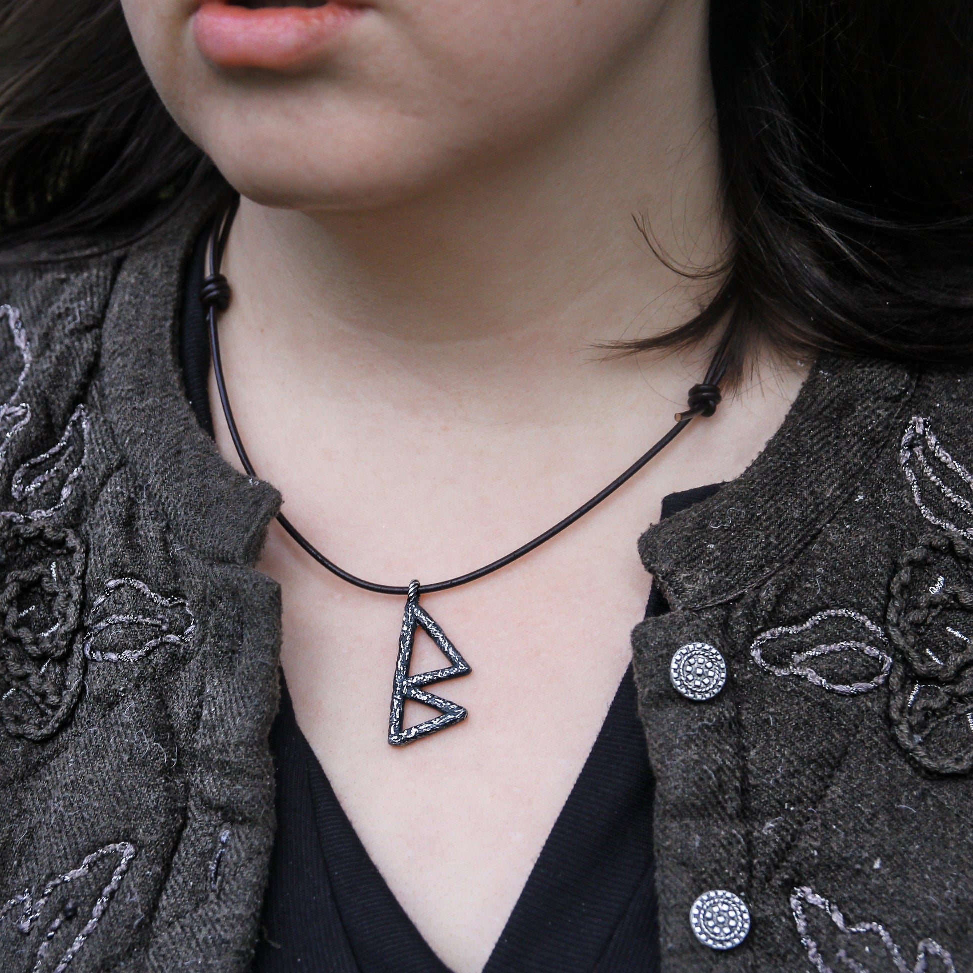 Berkana rune pendant necklace 925.