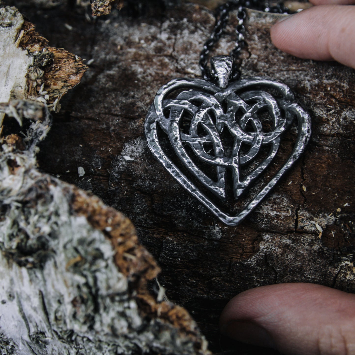 heart pendant necklace