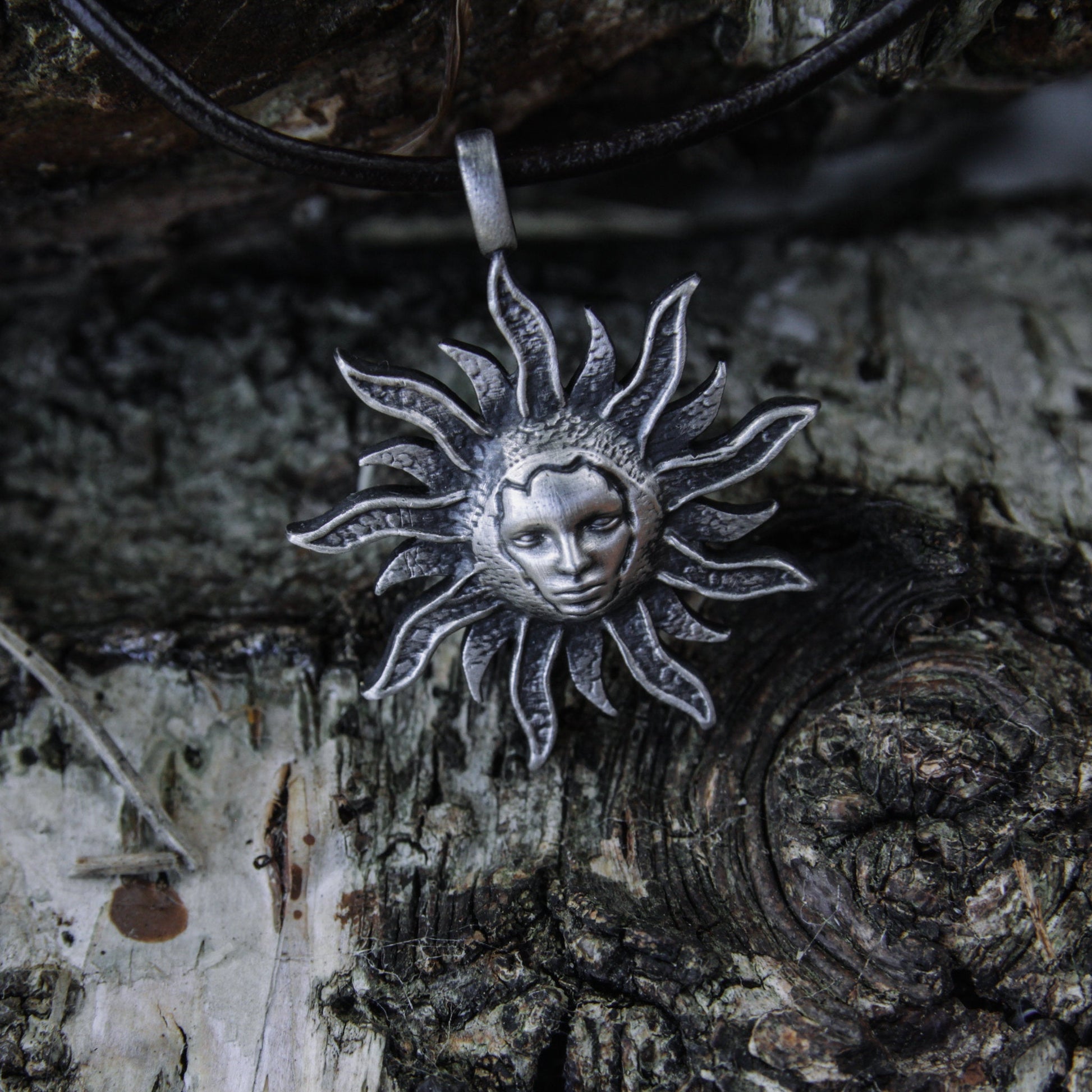 Sun jewellery for women